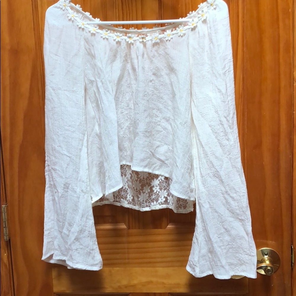 Daisy Bell Sleeve Top